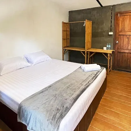 Little Hut Hotel Koh Phayam Exterior photo