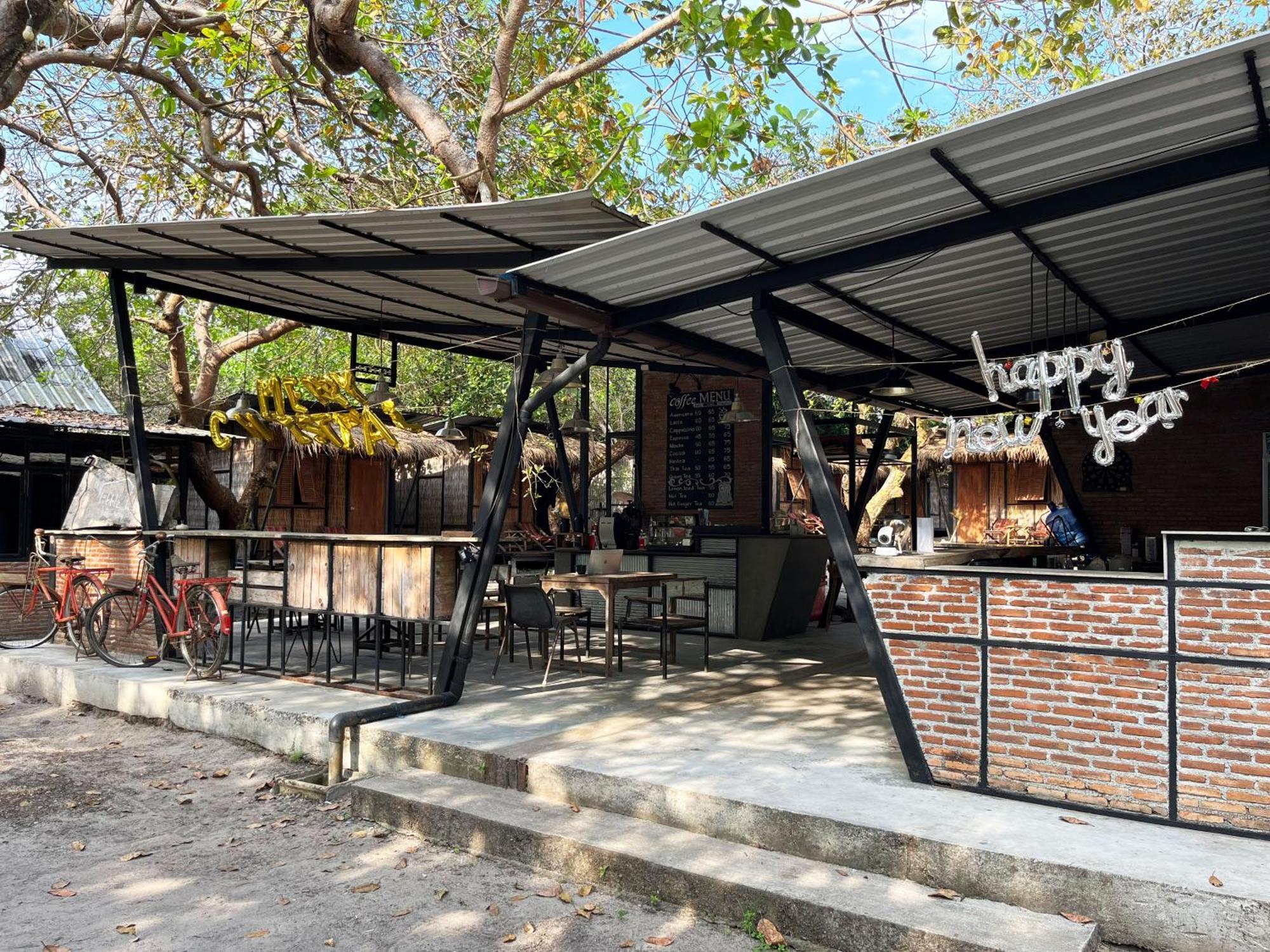 Little Hut Tempat peranginan Koh Phayam
